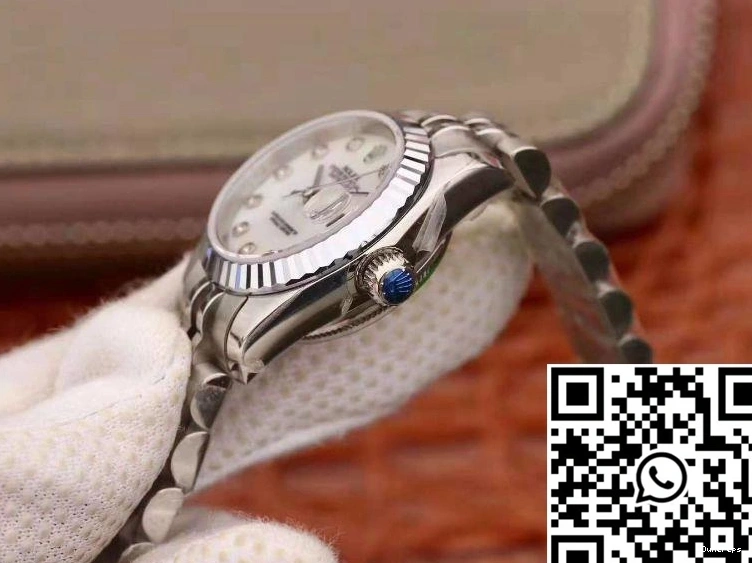 White Dial Lady 28MM Rolex Datejust 0204